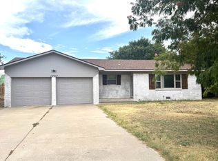 1737 N Beaver St, Guymon, OK 73942