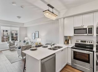 65 Shipway Ave #211, Clarington, ON L1B0B8