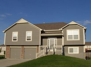 15713 Hinkle Ave, Belton, MO 64012