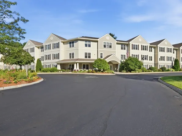 7 Crescent Way Unit 306, Sturbridge, MA 01518