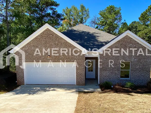 489 Andrew Dr, Weaver, AL 36277