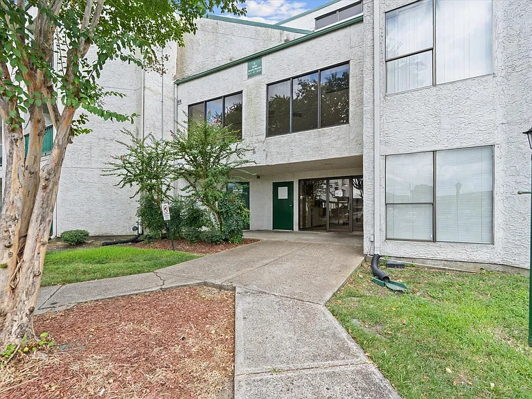 2830 S Bartell Dr #25 — Photo 13