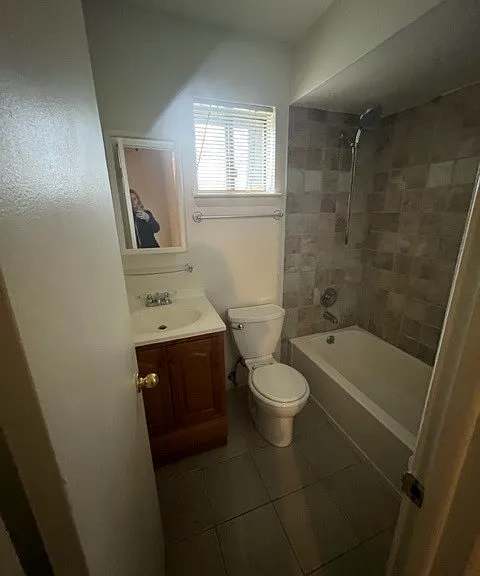 912 Cherry Hill Dr #912 — Photo 2