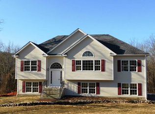 Beach Rd, Poughquag, NY 12570