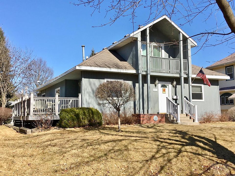 1st image of 407 Park St