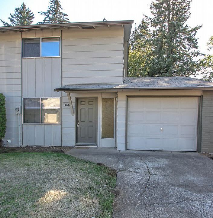 1st image of 2438 Rossiter Ln