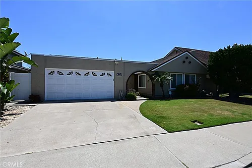 9550 Avenida Monterey Photo 1