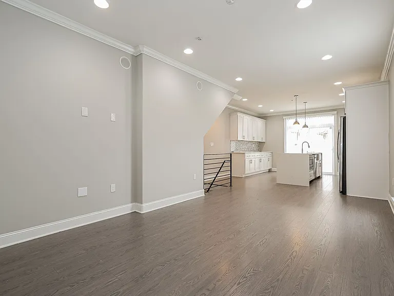 1400 S 24th Street LLC — Photo 6