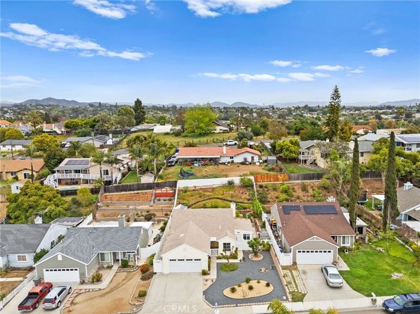 522 Shady Glen Dr, Fallbrook, CA 92028