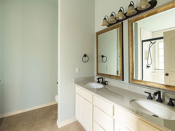 4th image of 3105 SW Pine Valley Rd