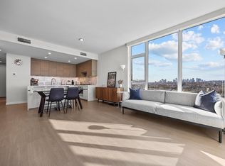 2186 Gilmore Ave N #2202, Burnaby, BC