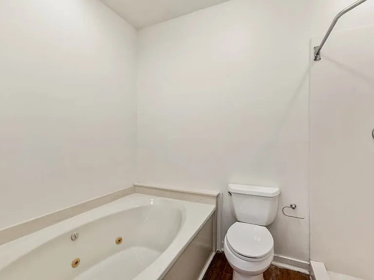 4400 Carter Creek Pkwy #306 — Photo 15
