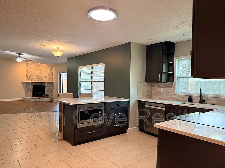 4017 Paddlewheel Dr — Photo 5