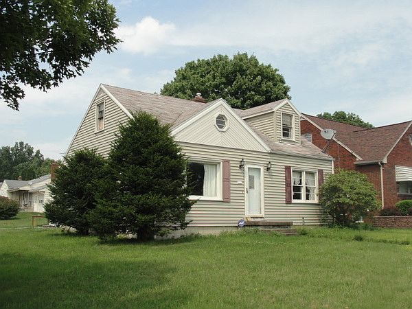 1st image of 2834 Noel Dr