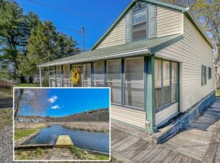 84 Old Lake Rd, Dallas, PA 18612