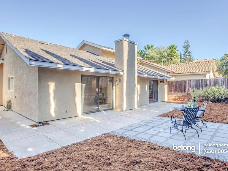 3242 Adamswood Dr — Photo 25