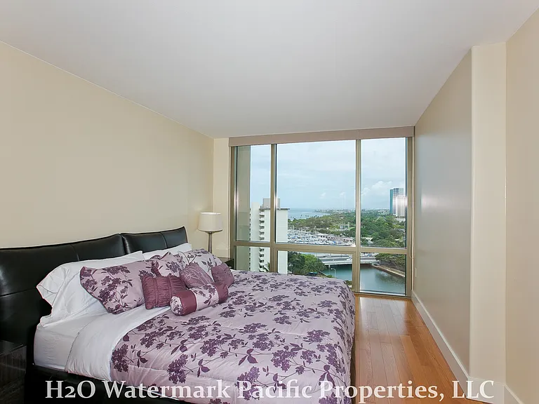 1551 Ala Wai Blvd — Photo 11