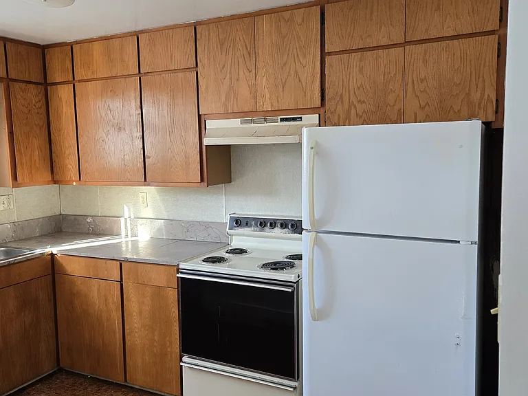 1207 E Union Ave — Photo 6