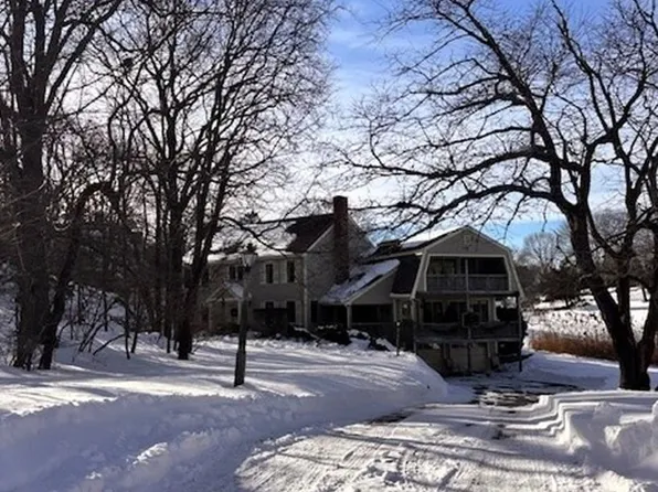 6 Weir Street Ext, Hingham, MA 02043