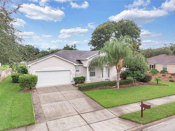 2nd image of 705 Cypress Oak Cir