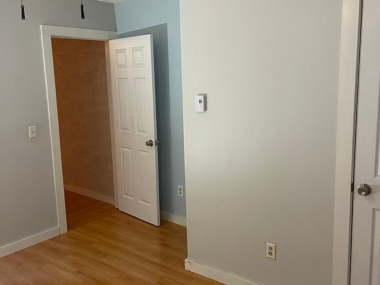 1041 Central St #A — Photo 11