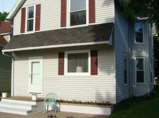 5820 Saint Joseph Ave, Stevensville, MI 49127