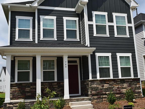 3rd image of 740 Longleaf Grove Ln