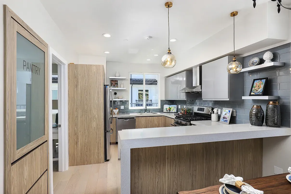 4 bed, 1730 sqft, $1,600 — Photo 4
