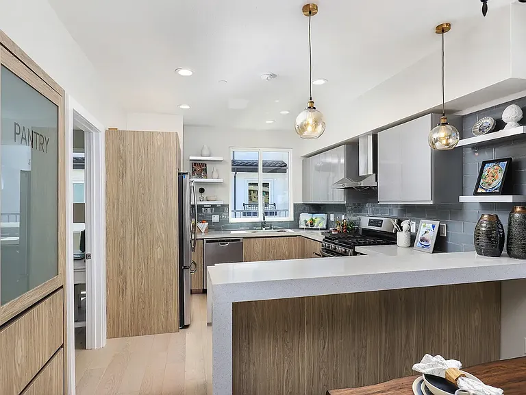 8 Sahalee Way — Photo 4