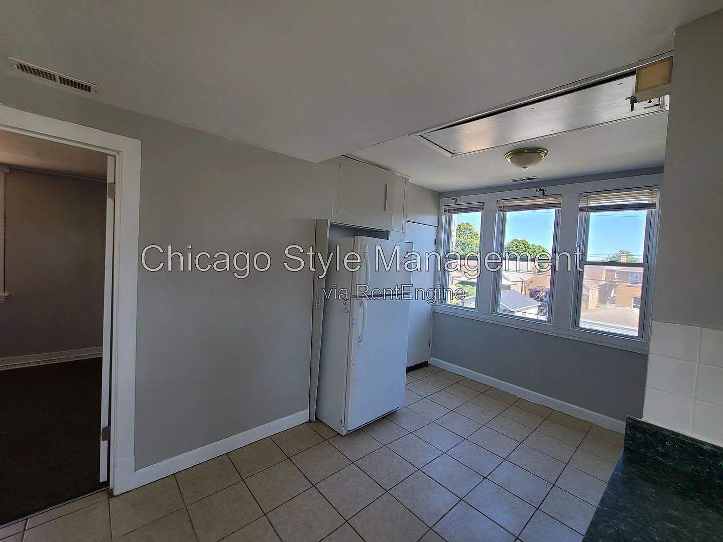 2 bed, 1.0 bath, $1,375 — Photo 4