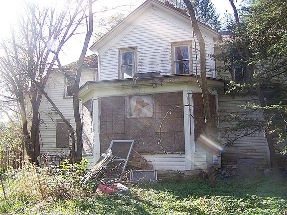 2nd image of 500 County Road 44