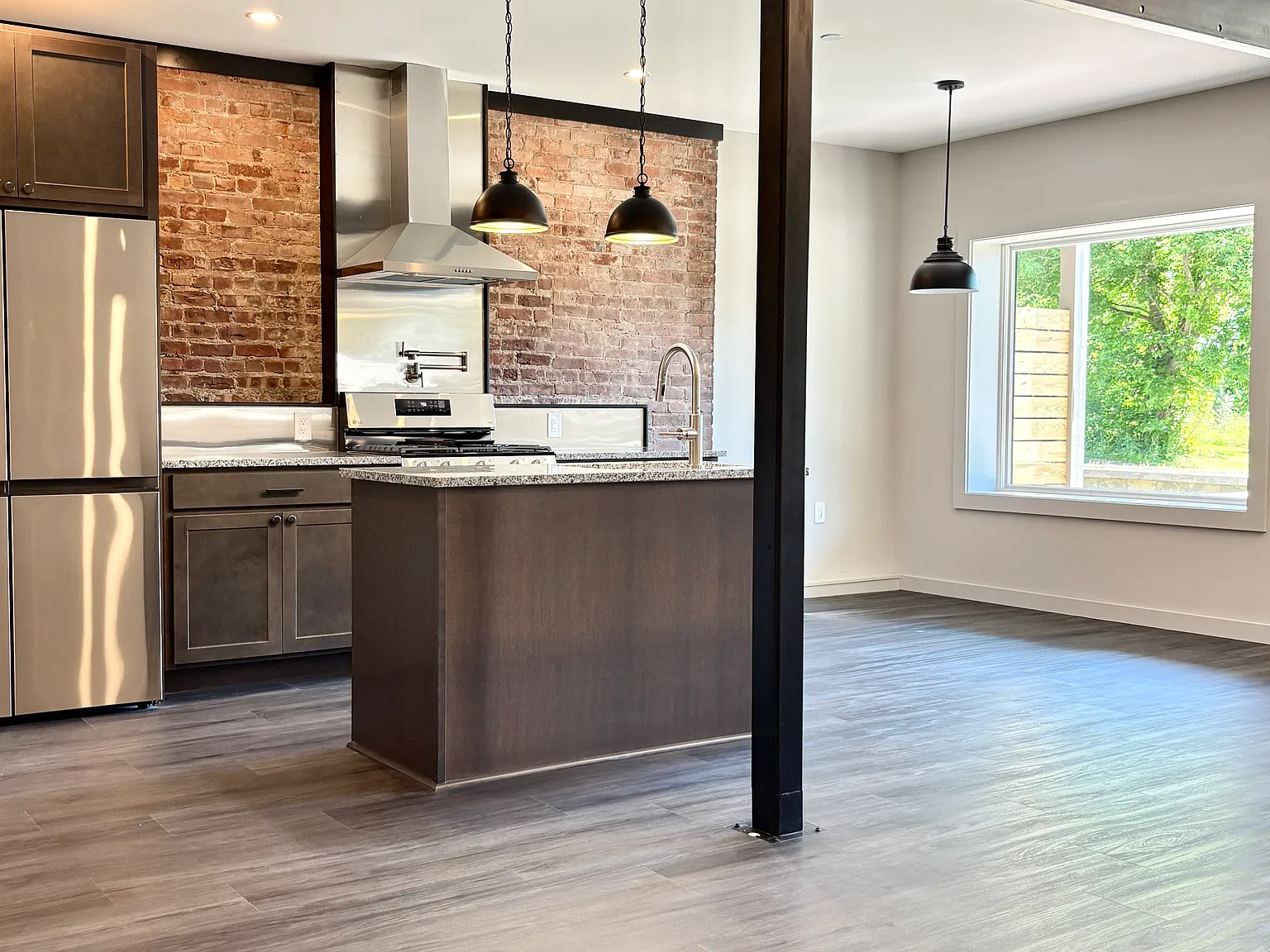 1 bed, 800 sqft, $2,000 — Photo 4