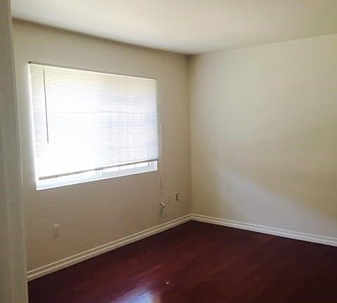 3rd image of 8601 Burnet Ave Unit I