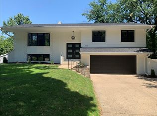 2421 Pleasant St, West Des Moines, IA 50266