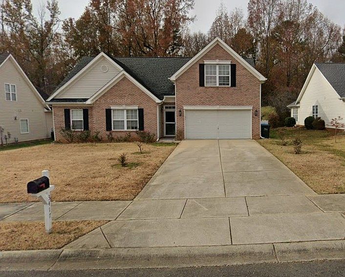 1st image of 3417 Fairfax Woods Dr