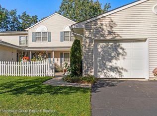 44 Cherrywood Cir, Brick, NJ 08724