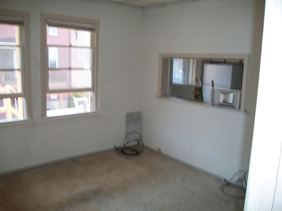 2nd image of 328 Cavitt Ave APT 3