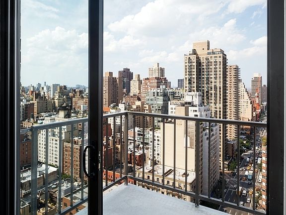 5th image of 200 E 82nd St APT 9D