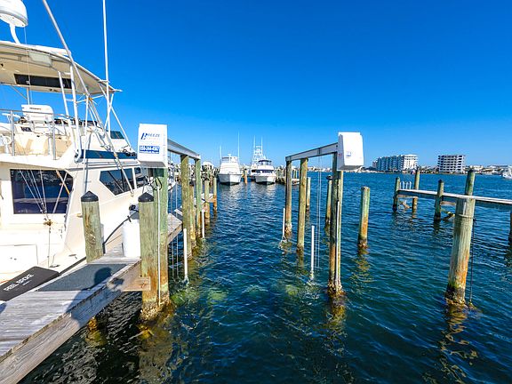 5th image of 320 Harbor Blvd #A201