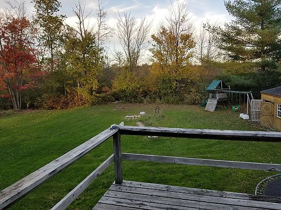 5th image of 1014 E Lake Mitchell Dr