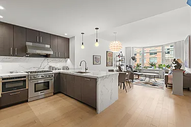 1400 Hudson Street, #212