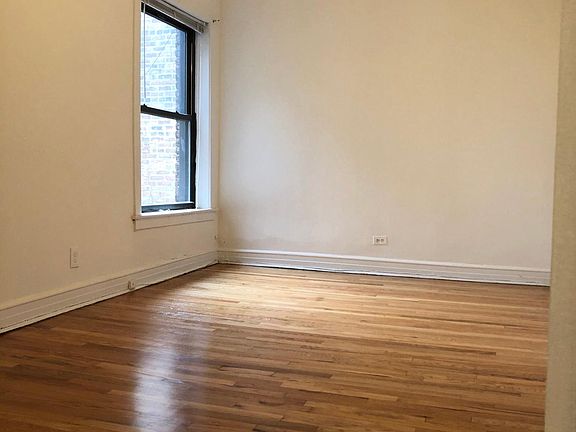 4th image of 1459 W Winnemac Ave #3