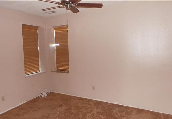 4th image of 14777 Perham Dr