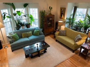 834 Rock Creek Rd, Charlottesville, VA 22903