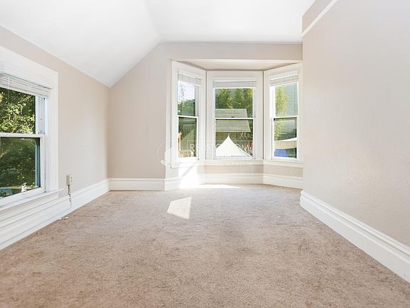 2nd image of 1603 10th Ave