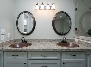 17807 Mossforest Dr, Houston, TX 77090