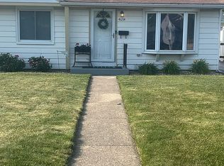 4634 W 88th Pl, Hometown, IL