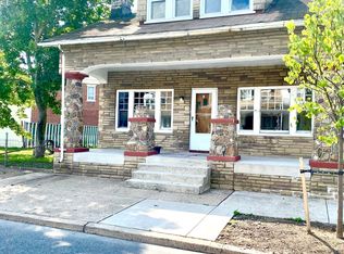 2 Green Ave, Bristol, PA 19007