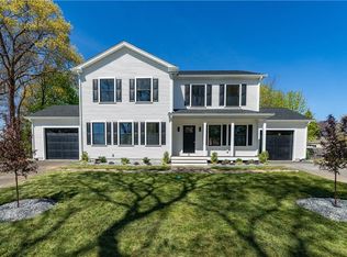81-83 Cadora Ave, Warwick, RI 02886