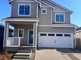 1292 Parkside Ave, Woodburn, OR 97071